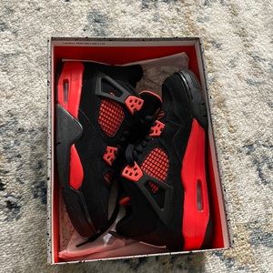Jordan 4 Retro Red Thunder